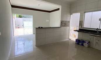 Imagem 4: Casa com piscina e churrasqueira