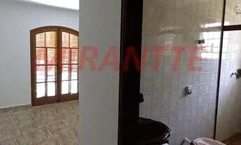 Imagem 6: Sobrado para venda possui 198 metros quadrados com 3 quartos