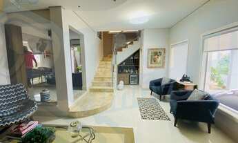 Imagem 6: Casa em Condomínio com 4 quartos à venda por R$ 1900000.00, 350.00 m2 - JARDIM COLINAS DE