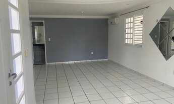 Imagem 5: Casa duplex condomínio fechado