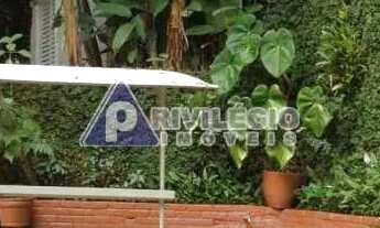 Imagem 4: Gávea! Espetacular Casa em condomínio, com piscina e churrasqueira