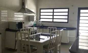 Imagem 4: SOBRADO CENTRO Casa com 3 dormitórios