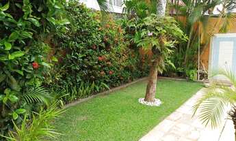 Imagem 2: Casa para venda tem 215 metros quadrados com 5 quartos