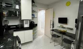 Imagem 3: AC-Apartamento maravilhoso todo mobiliado com 3 suítes! De frente para o mar! Oportunidade