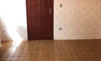 Imagem 6: Casa para venda possui 125 metros quadrados com 3 quartos em Vila Porto - Barueri - SP