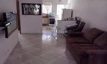 Imagem: Jacarei - Casa Padrão - Parque dos Principes