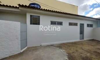 Imagem 4: Casa para alugar, 1 quarto, 1 vaga, Nossa Senhora Aparecida - Uberlândia/MG - R$ 680,00
