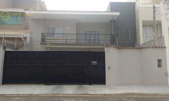 Imagem: Casa com 3 suítes à venda, 260 m² por