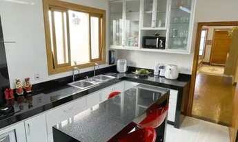 Imagem 4: Casa para venda possui 260 metros quadrados com 4 quartos em Umuarama - Osasco - SP