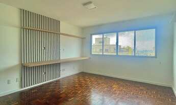 Imagem 2: OPORTUNIDADE PARA LOCAÇÃO: APTO TODO REFORMADO, COM ASPECTO DE NOVO, E NO MELHOR ENDEREÇO