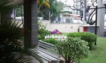 Imagem 3: Apartamento com 3 dormitórios à venda, 90 m² por R$ 630.000,00 - Centro - São José dos Cam