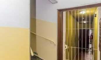 Imagem 2: Apartamento no Centro de 2 dormitórios
