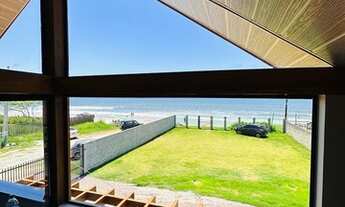 Imagem 4: Alugo Chalé de frente para o MAR, literalmente "PÉ NA AREIA"