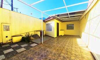 Imagem 2: Casa para Venda em São José dos Pinhais, São Domingos, 3 dormitórios, 1 banheiro, 2 vagas