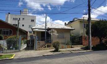 Imagem: Casa com 03 dormitórios à venda no bairro
