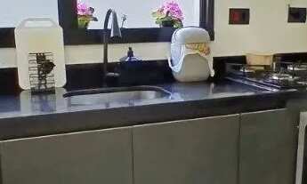 Imagem 6: Casa térrea no jardim do lago, repleta de armários na cozinha, quartos, banheiros, lavande