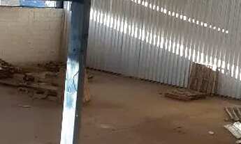 Imagem 4: Galpão com docas