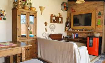 Imagem 3: Casa a venda com 03 Quartos de laje inclinada - averbada - com área gourmet e piscina!