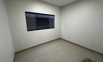 Imagem 2: CASA A VENDA NA QUADRA 403 SUL COM TRÊS QUARTOS SENDO UMA SUÍTE