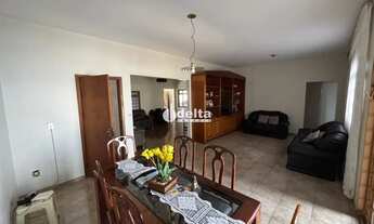 Imagem 6: Casa disponível para venda e locação no bairro Marta Helena em Uberlândia-MG