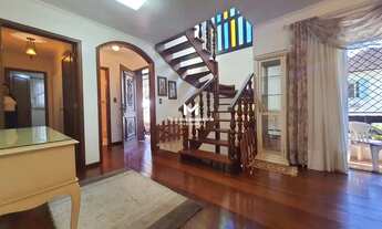 Imagem 6: Ótima casa de esquina com 4 quartos