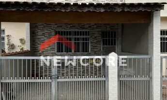 Imagem: Sobrado em Rua Lazurita - Nova Mirim - Praia