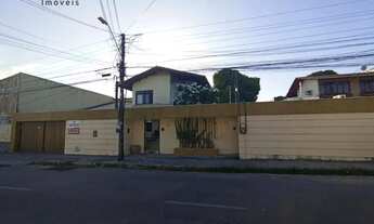 Imagem: Casa com 4 quartos no bairro Parque Manibura