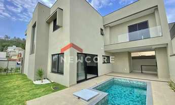 Imagem: Casa de condomínio em Estrada Municipal