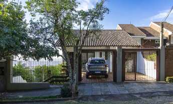 Imagem 2: *Casa de 05 dormitórios, 03 suítes, 06 Banheiros, com 315,10m² privativos na Vila Conceiç