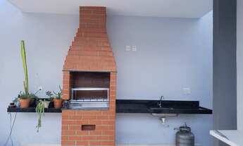 Imagem 2: Casa para venda tem 180 metros quadrados com 3 quartos em Centro - Salinas - MG