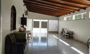 Imagem: Casa no Manoa de Esquina c/ 5 quartos, sendo