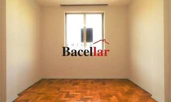 Imagem 5: Ótima acessibilidade, próximo de todo comércio, metrô, reformado !