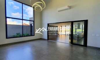 Imagem 7: Casa de condomínio térrea para venda tem 289 metros quadrados com 3 quartos