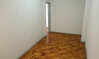 Imagem 4: Apto na Rua em frente ao madureira Shopping