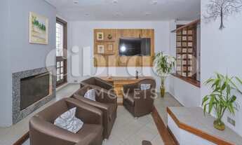 Imagem 4: Casa no Ahú de 358,18m² com 4 quartos