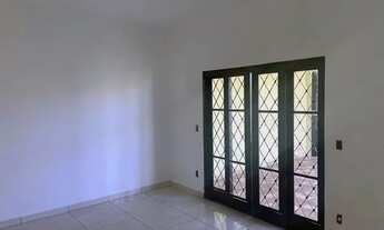 Imagem 5: Casa Alexandre Balbo, ao lado do Tom Jobim