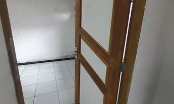 Imagem 2: CASA NO JORGE TEIXEIRA COM 2 QUARTOS SENDO UMA SUÍTE