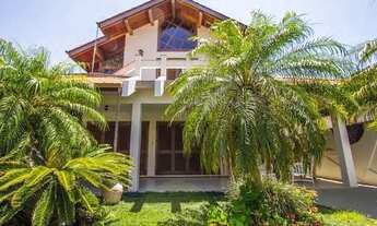 Imagem 3: Oportunidade. Casa 4 Dorm. 2 Suítes, Mobiliada, Equipada e Decorada, 3 vagas, , à venda