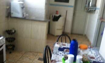 Imagem 2: Apartamento 2/4, centro, troco por casa em Inhumas