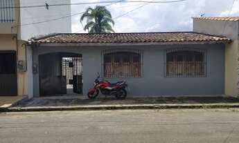 Imagem: Vendo Casa e Terreno, leia o anúncio