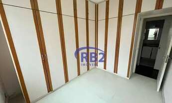 Imagem 3: Apartamento composto por 2 quartos mais reversível e vaga de garagem