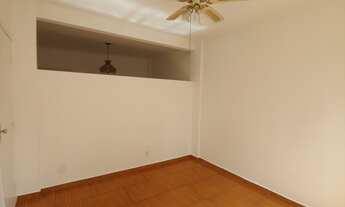 Imagem 3: Boa Kichinete localizada a apenas 3 quadras da estação São Joaquim do metrô