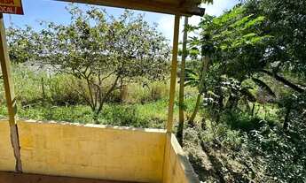 Imagem 5: Terreno com uma Pensão