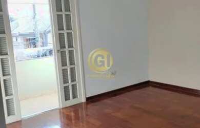 Imagem 6: Casa para aluguel possui 240 metros quadrados com 4 quartos