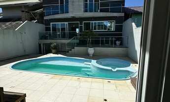 Imagem 2: Casa com 4 Quarto(s) e 4 banheiro(s) para Alugar, 342 m² por R$ 11880 / Mês