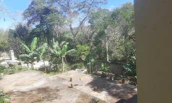 Imagem: Dois amplos lotes com 480 M² cada, já