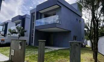 Imagem 2: Casa à Venda - 3 suítes, em Rua sem saída, vista para área de preservação