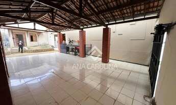 Imagem 4: Casa Completa com Prédio Comercial no Bairro Augusta Mota