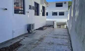 Imagem 7: Oportunidade Única: Ponto Comercial com 6 Quartos, 10 Salas e 1.500m² no Bosque da Saúde