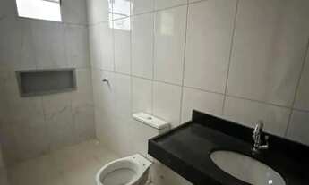 Imagem 4: CASA A VENDA EM RUA PÚBLICA!!